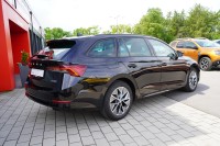 Skoda Octavia Combi 1.5 eTSI Tour DSG