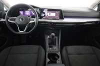 VW Golf VIII Variant 1.5 TSI