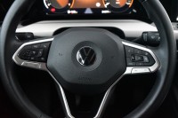 VW Golf VIII Variant 1.0 TSI Life