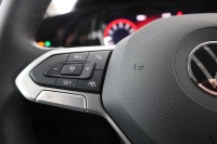 VW Golf VIII Variant 1.0 eTSI DSG