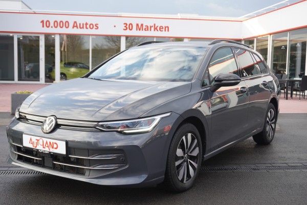 VW Golf VIII Variant 1.5 eTSI Goal DSG