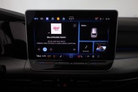 VW Golf VIII Variant 1.5 eTSI DSG