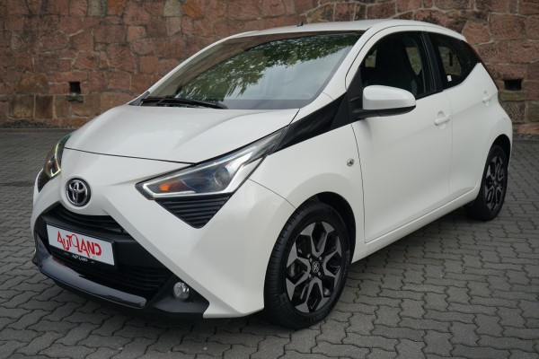 Toyota Aygo X 1.0 x-play club Aut.