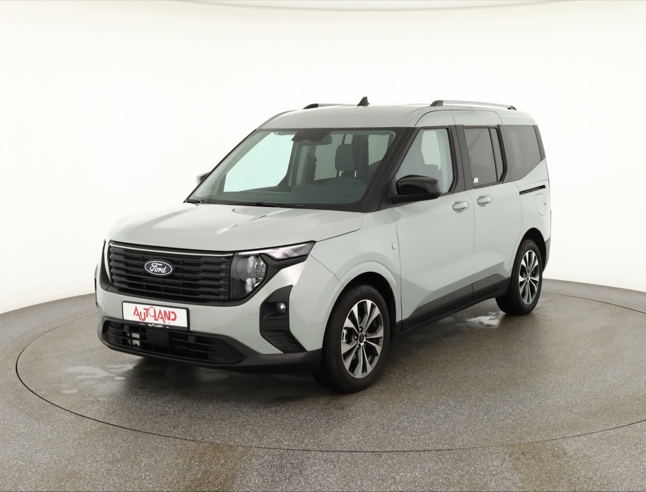 Ford Tourneo Courier Titanium 1.0 EB