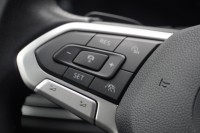 VW Golf VIII Variant 1.5 eTSI DSG Life