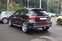 Mercedes-Benz GLA 220 220d AMG Line