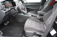 VW Golf VIII 2.0 GTI DSG