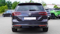 VW Passat Variant 2.0 TDI Highline 4Motion R-Line