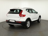 Volvo XC 40 XC40 2.0 M-Hybrid Momentum Pro 2WD