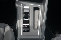 VW Golf VIII Variant 1.5 eTSI DSG