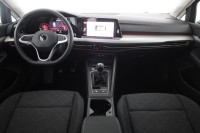 VW Golf VIII Variant 1.0 TSI Life