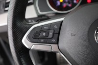 VW Passat Variant 2.0 TSI DSG R-Line