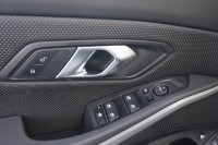 BMW 330 e Advantage