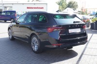 Skoda Octavia Combi 1.5 TSI Tour