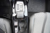 Peugeot 2008 1.2 Hybrid 136 Aut.