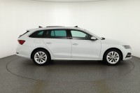 Skoda Octavia Combi 1.5 TSI First Edition