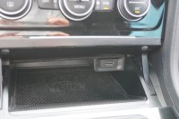 VW Golf VII Variant 4Motion 2.0 TSI R