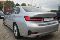 BMW 320 i Advantage