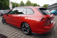 VW Golf VIII Variant 1.5 eTSI DSG R-Line