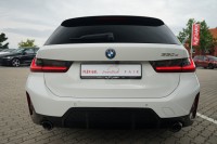 BMW 330 e M-Sport Touring PHEV