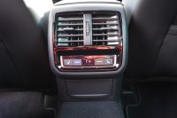 VW Passat Variant 2.0 TDI DSG Edition R-Line 4M
