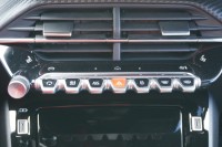 Peugeot 2008 1.2 Hybrid 145 Aut.