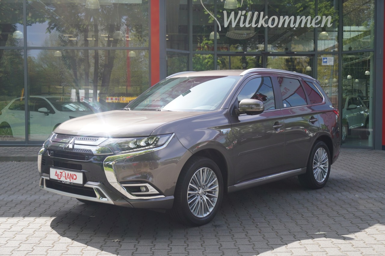 Mitsubishi Outlander 2.4Hybrid PHEV Plus 4WD CVT