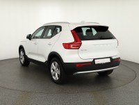Volvo XC 40 XC40 2.0 M-Hybrid Momentum Pro 2WD