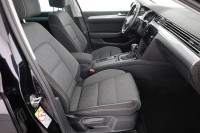 VW Passat Variant 1.5 TSI DSG Business