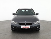 BMW 320 320d Touring Advantage