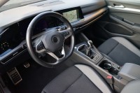 VW Golf VIII Variant 1.5 TSI Active