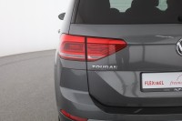 VW Touran 1.4 TSI DSG R-Line