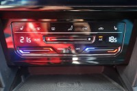 VW Passat Variant 2.0 TDI Elegance R-Line