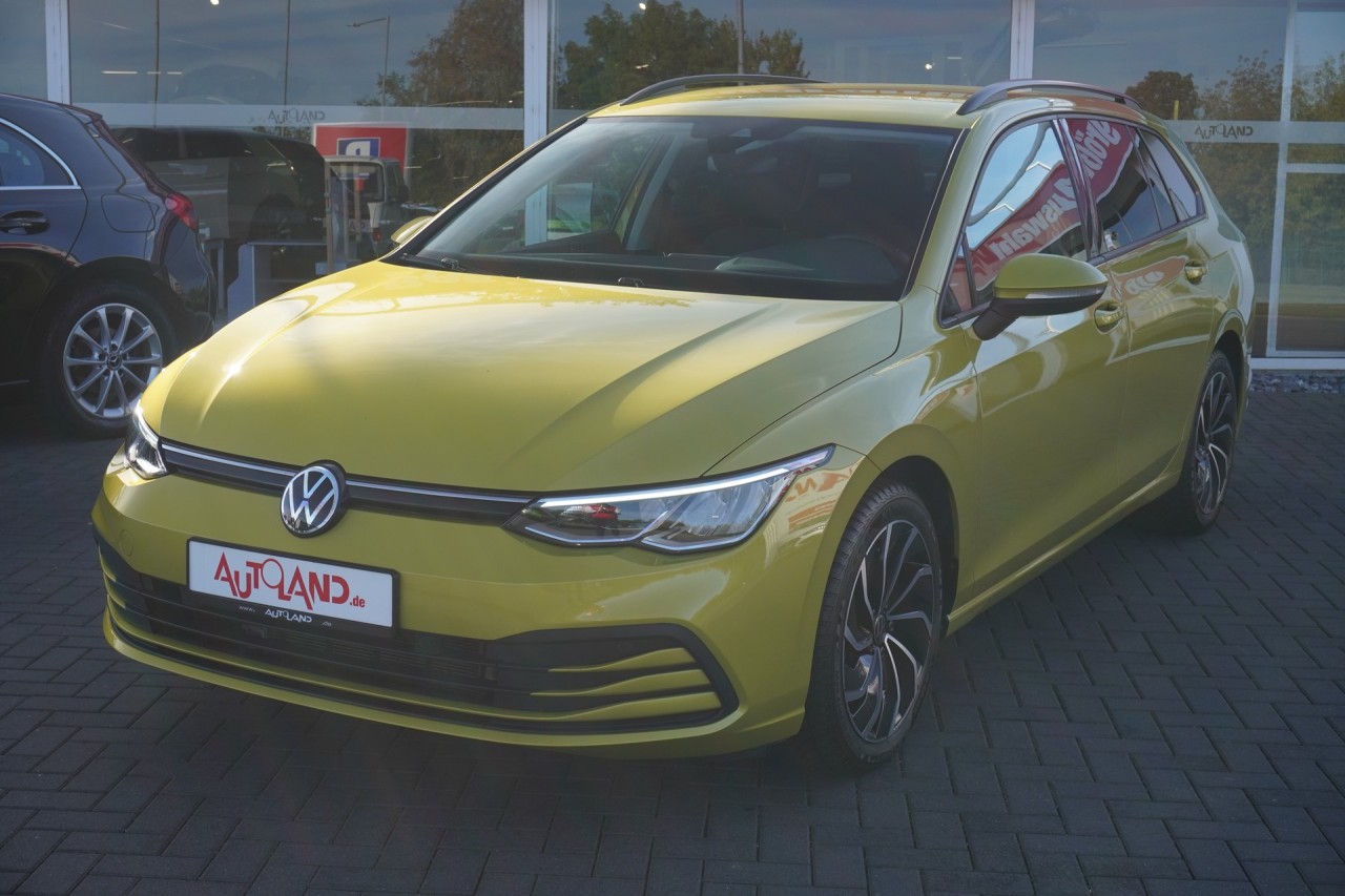 VW Golf VIII Variant 1.0 TSI