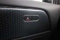 Mercedes-Benz GLA 180 DCT Progressive