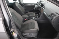 VW Golf VII Variant 1.4 TSI DSG R-Line