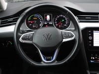 VW Passat Variant GTE