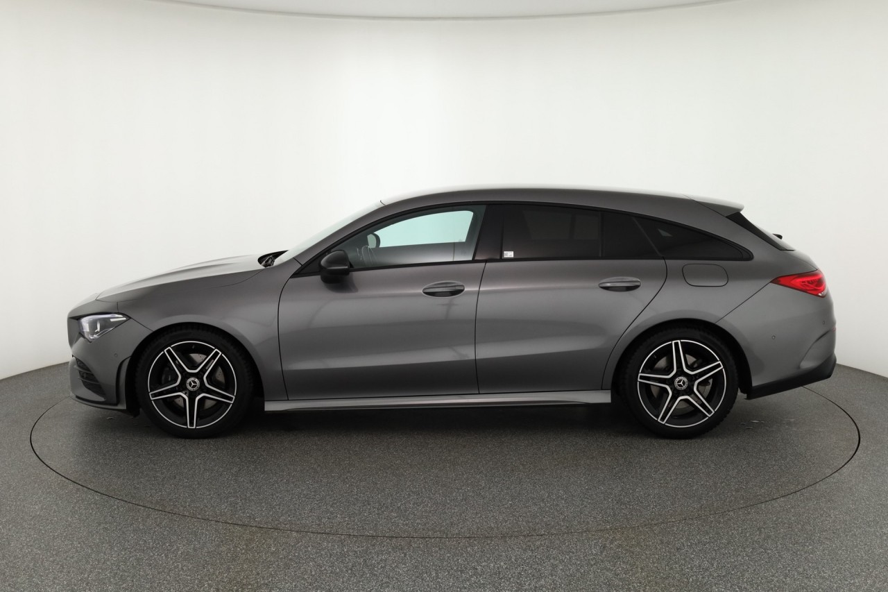 Mercedes-Benz CLA 220 SB AMG Line