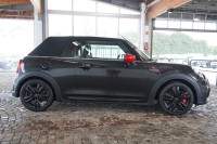 MINI JOHN_COOPER_WORKS_CABRIO John Cooper Works Cabrio Aut.