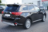 Mitsubishi Outlander 2.4Hybrid Basis 4WD
