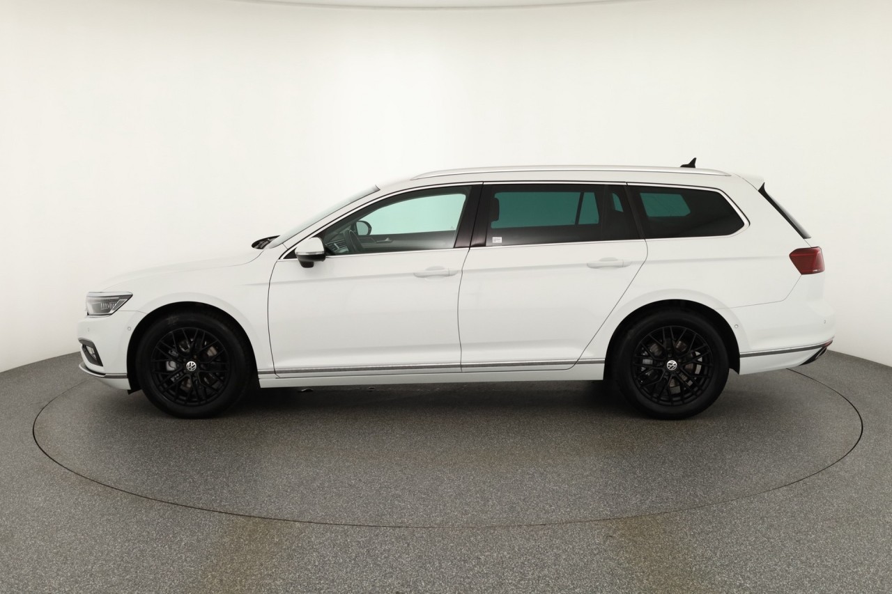 VW Passat Variant 2.0 TDI DSG Elegance