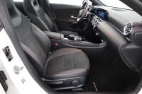 Mercedes-Benz Shooting Brake CLA 250 e AMG Line