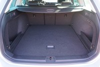 VW Passat Variant 1.5 TSI DSG R-Line