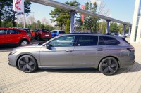 VW Passat Variant R-Line BlackStyle 2.0 TSI 4M DSG
