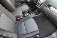 Mitsubishi Outlander 2.0 MIVEC SUV-Star 2WD
