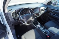 Mitsubishi Outlander PHEV Basis 4WD
