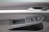 VW Golf VIII Variant 1.0 TSI Life