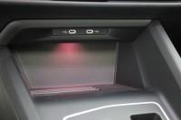 VW Golf VIII Variant 1.5 eTSI Goal