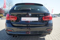 BMW 320 320i Touring Advantage