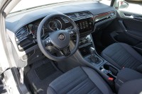 VW Touran 1.5 TSI DSG R-line